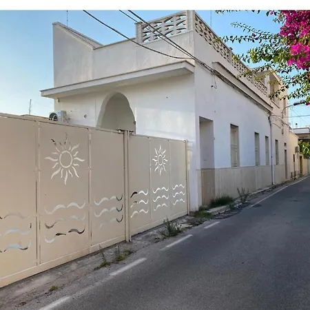 Casa Al Mare Principessa بيت للعطل *